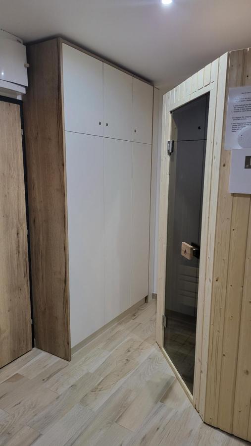 Apartman Nerudovka D 104, Finska Sauna, Garazove Stani Loučná pod Klínovcem Eksteriør bilde